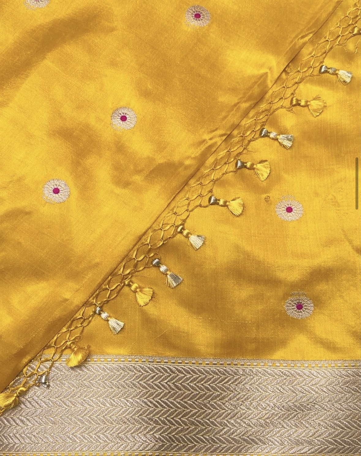 Saaj saree collection detail