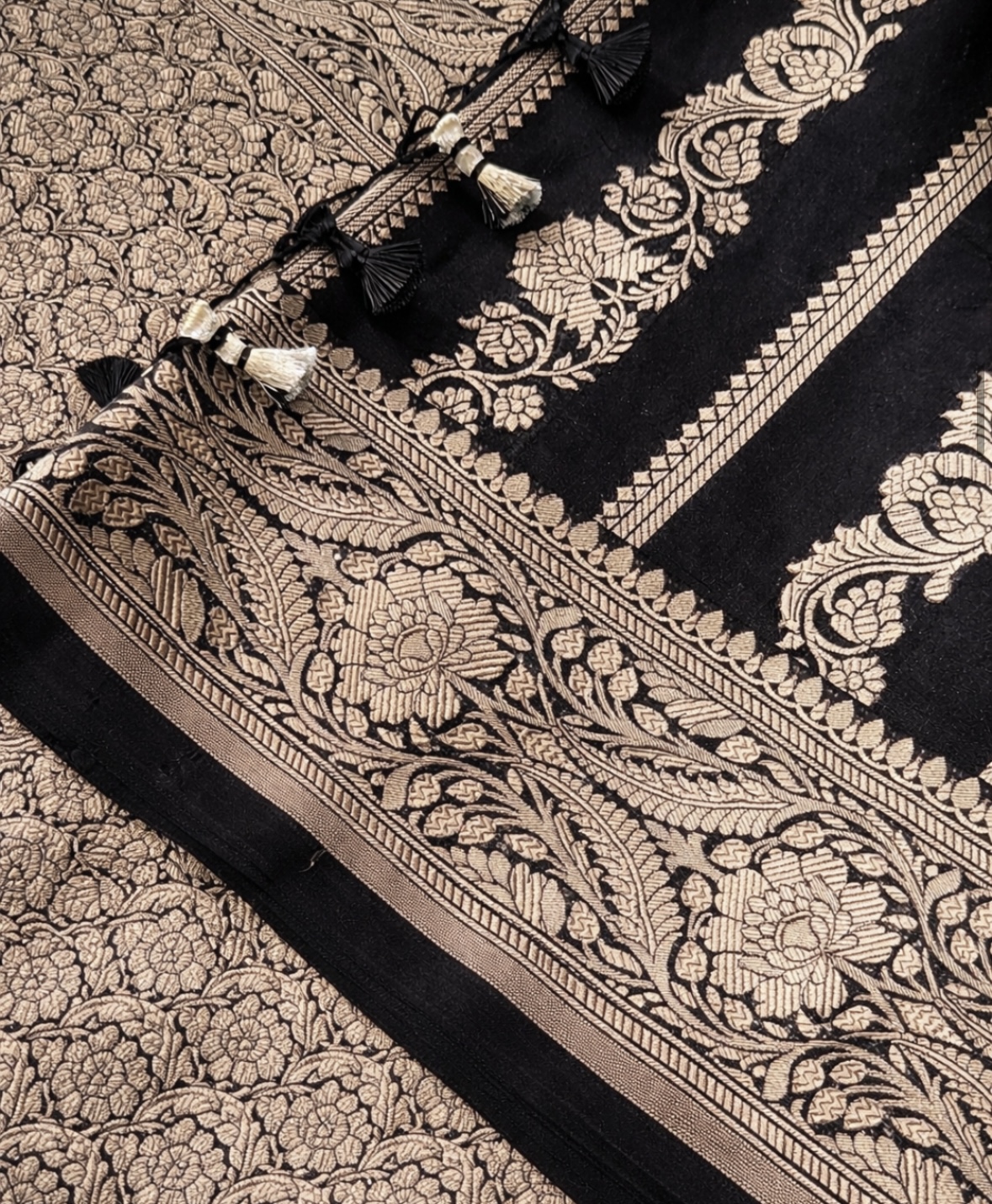 Saaj saree collection detail