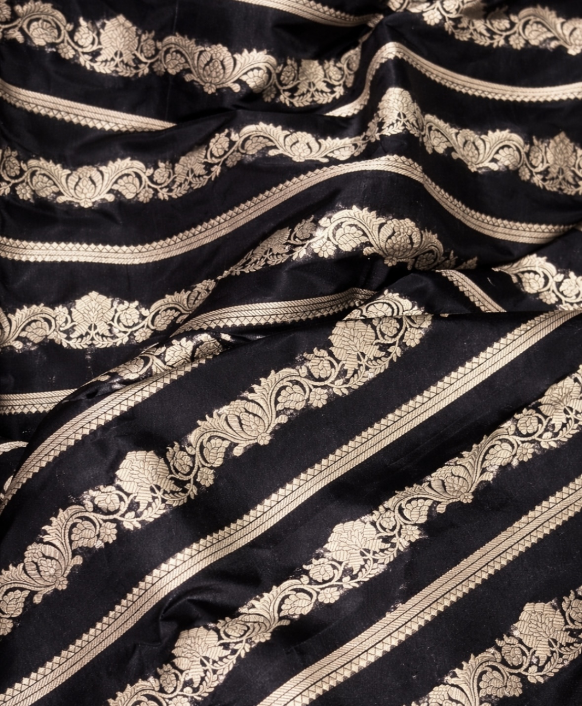 Saaj saree collection detail