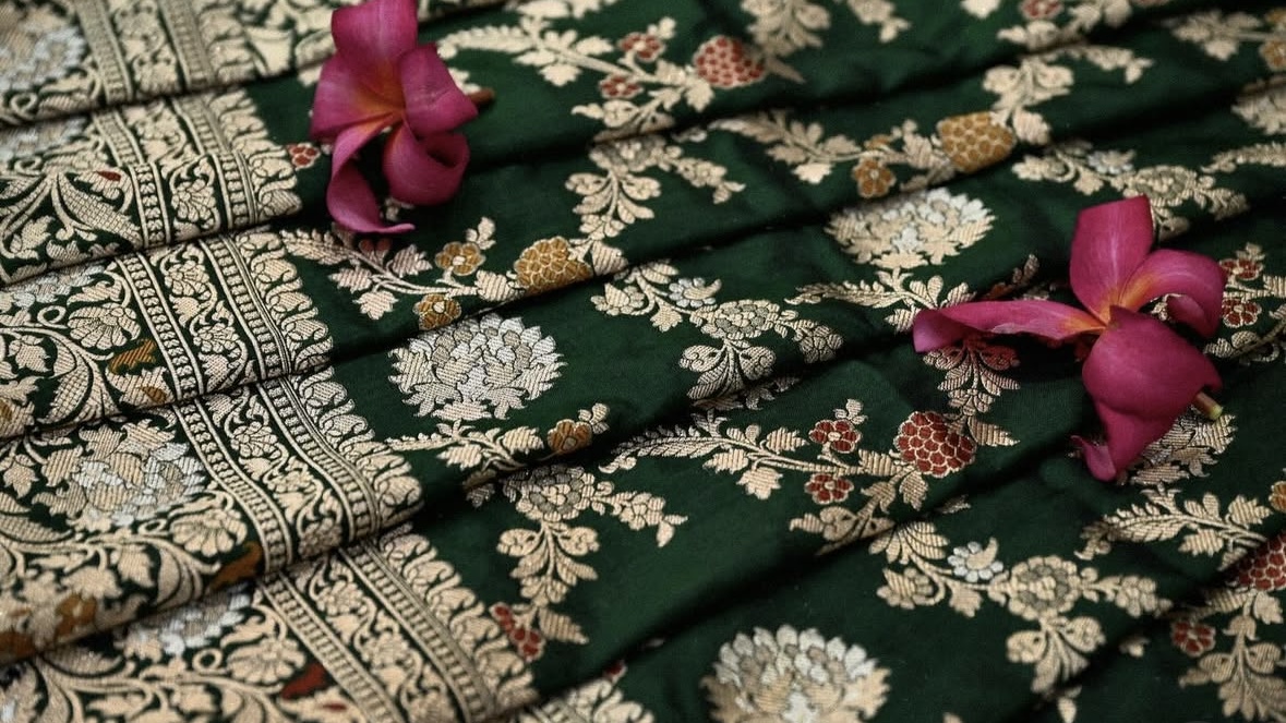 Saaj saree with intricate woven detail